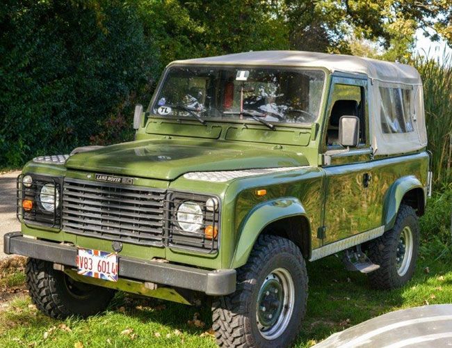 topless-off-road-gear-patrol-land-rover