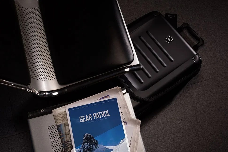gp-mag-carry-on-gear-patrol-victorinox
