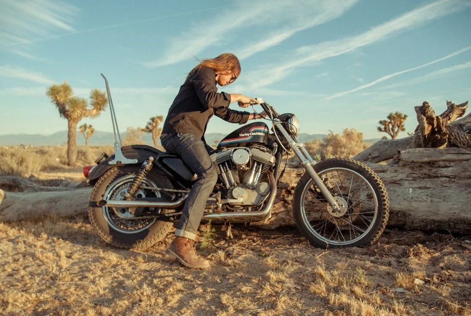 Chrome-Dyneema-Gear-Patrol-Lead-Full