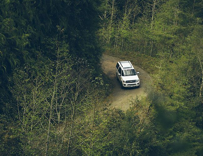 ford-expedition-gear-patrol-feature