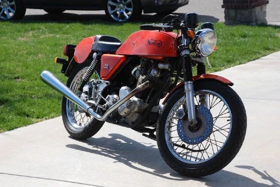 cafe-racer-10k-gear-patrol-full-lead