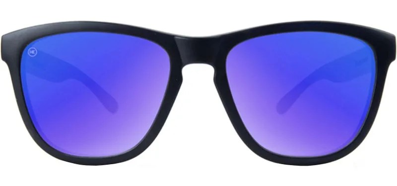 knockaround-gear-patrol-800