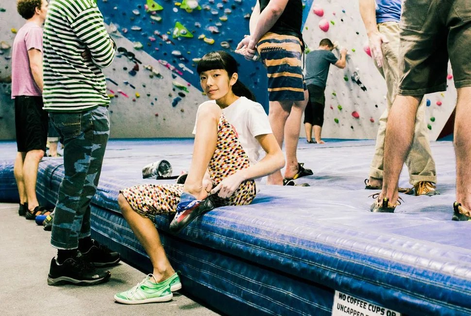 Climbing-Ashima-Gear-Patrol-Ambience-Slider-11