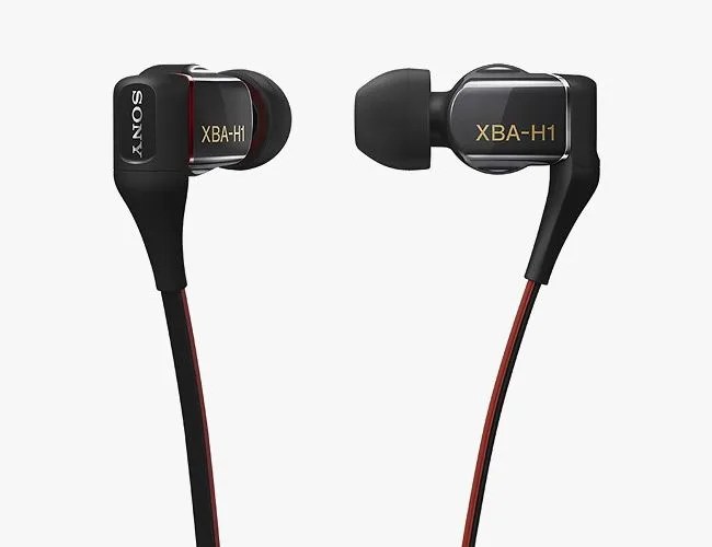 DON-gear-patrol-sony