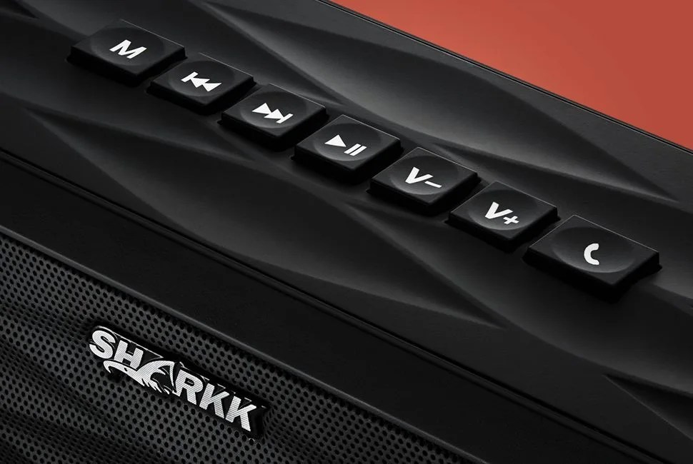 gear-patrol-don-shark-bluetooth-lead-full