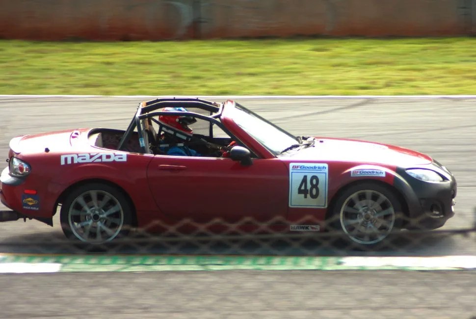 skip-barber-slider-7-gear-patrol-970