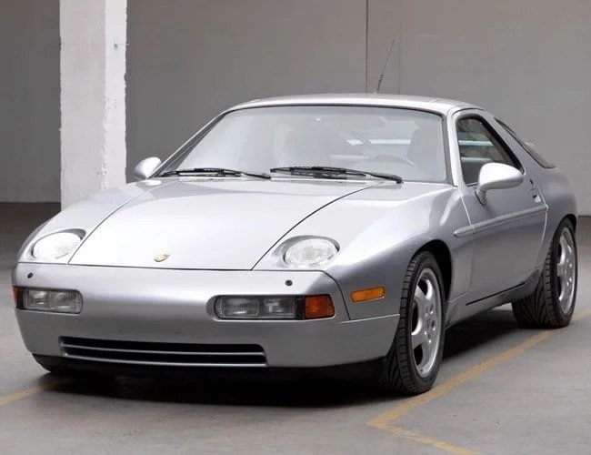 offbeat-porsches-gear-patrol-928