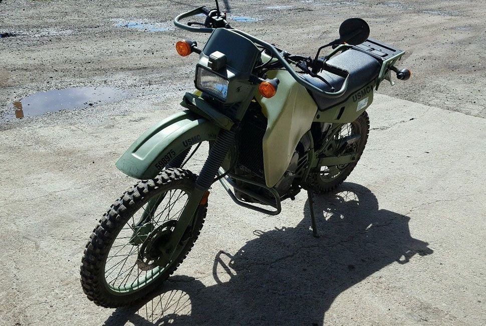 vintage-off-road-moto-gear-patrol-full-lead