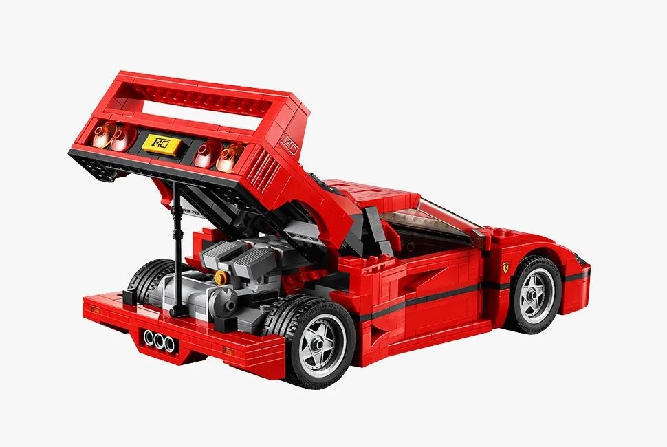 lego-ferrari-f40-gear-patrol-970