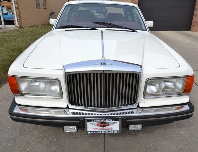 euro-lux-gear-patrol-bentley