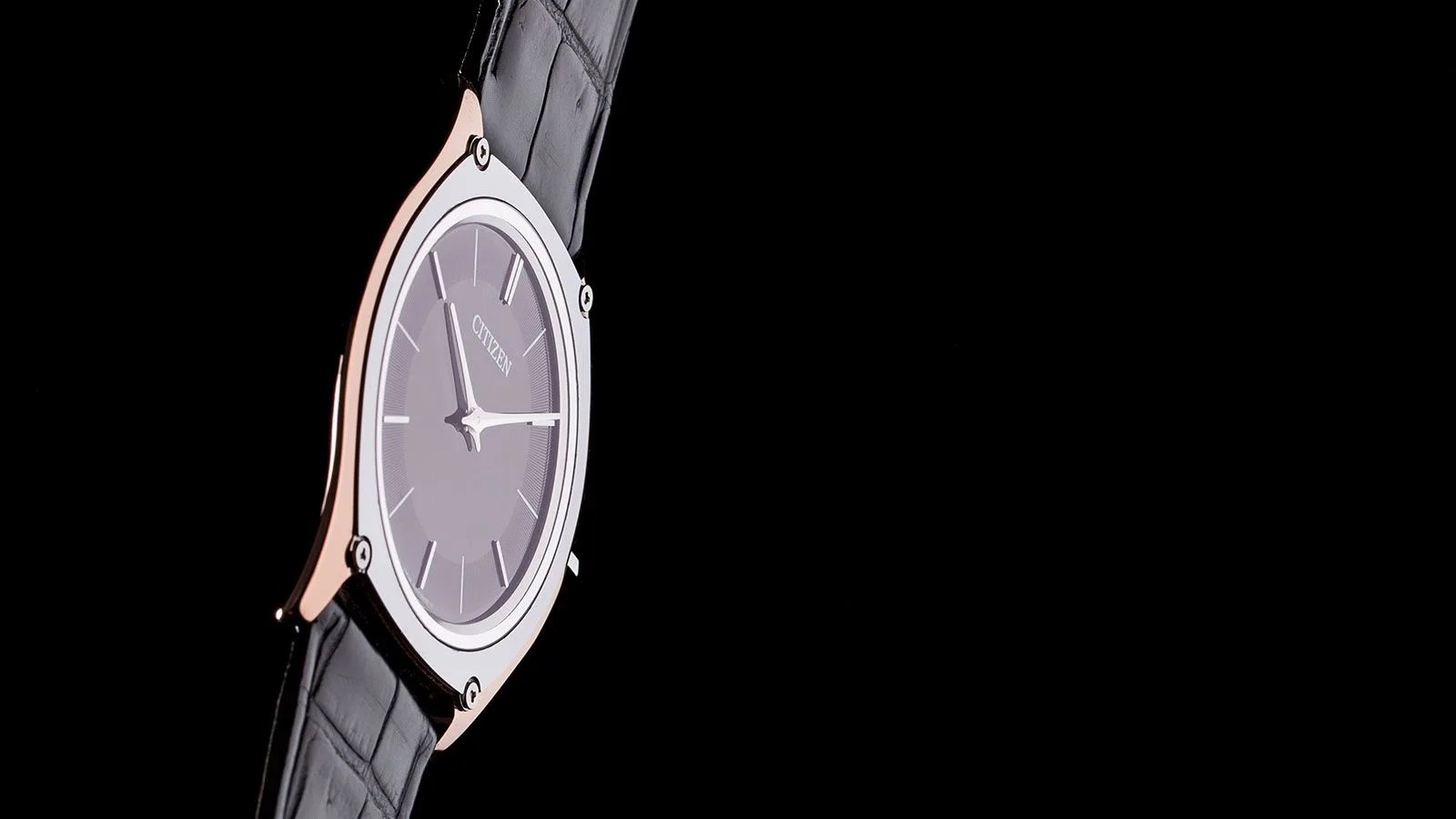 citizen-ecodrive-one-gear-patrol-right-whtie