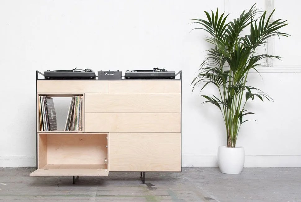 tig-gear-patrol-rik-ten