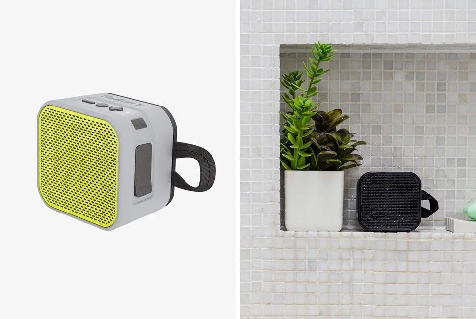 guys-of-xmas-media-gear-patrol-skullcandy