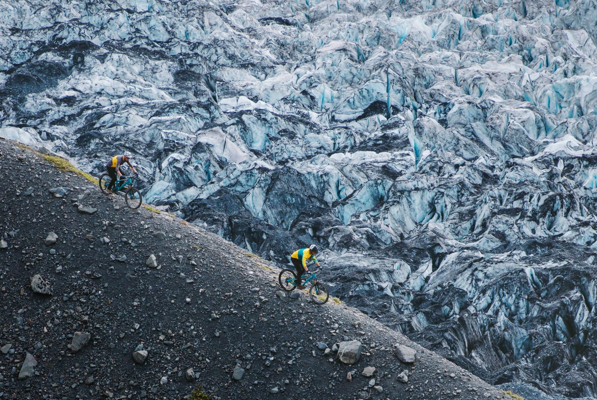 Knik-MTB-Gear-Patrol-6