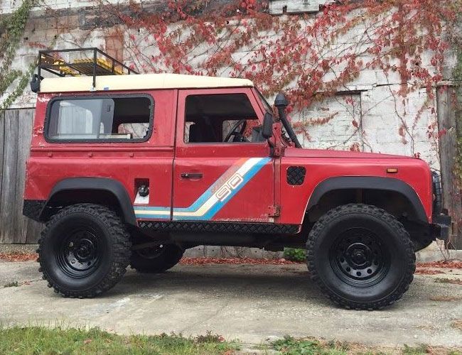 roof-rack-cars-gear-patrol-land-rover
