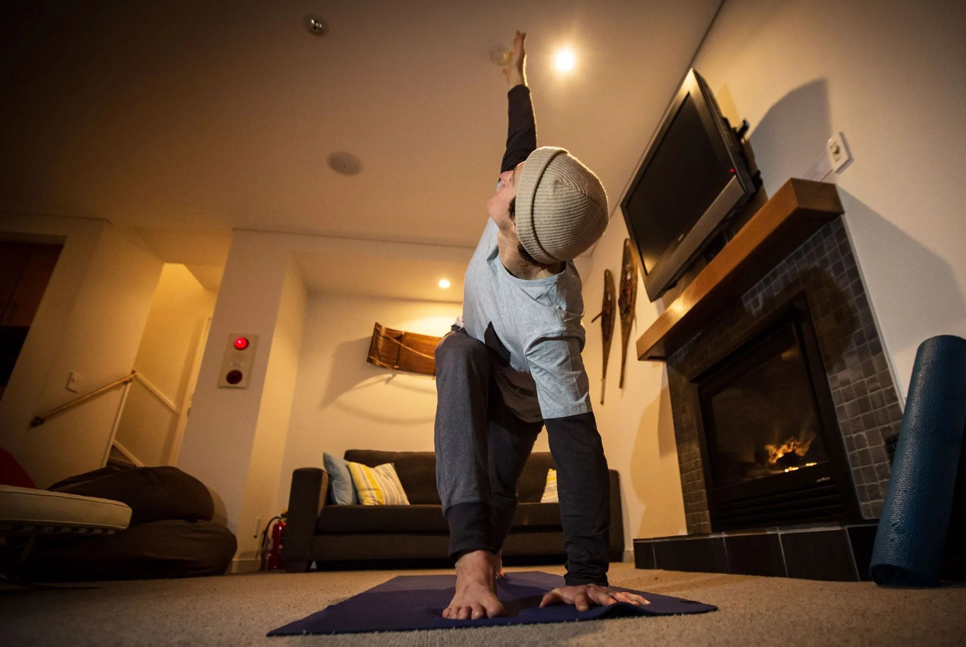 Benchettler-Yoga-Pondella-Gear-Patrol-Lead-Full