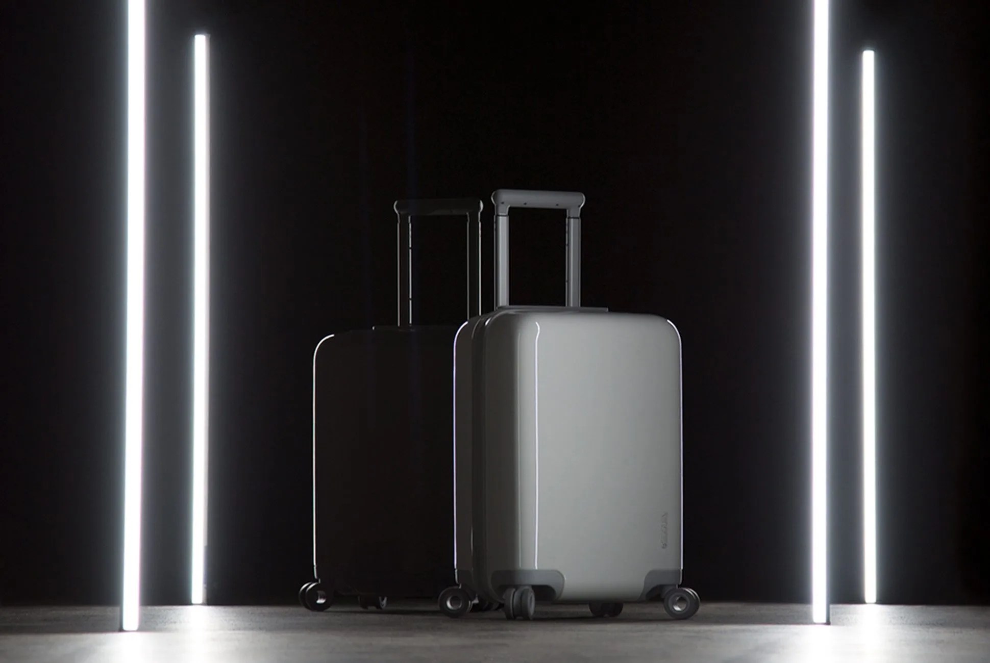 Incase-Smart-Luggage-Gear-Patrol-Lead-Full