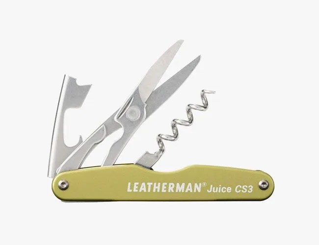 OR-2017-gear-patrol-leatherman