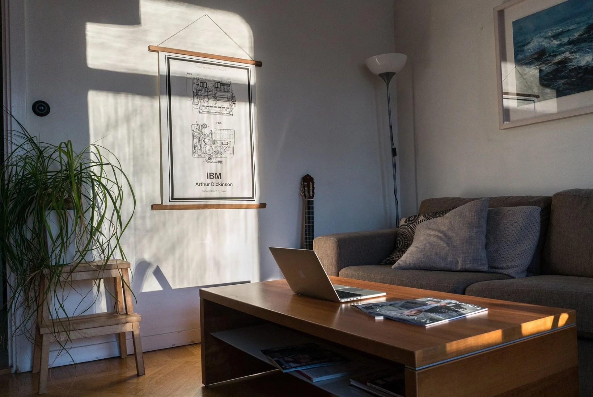 Patent-Wall-Gear-Patrol-Slider-1