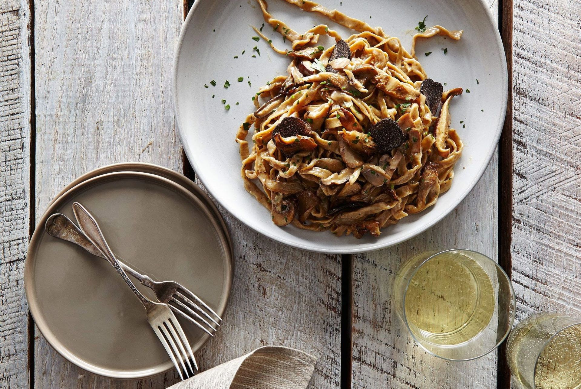 Deals-of-Note-0209-Gear-Patrol-Lead-Full