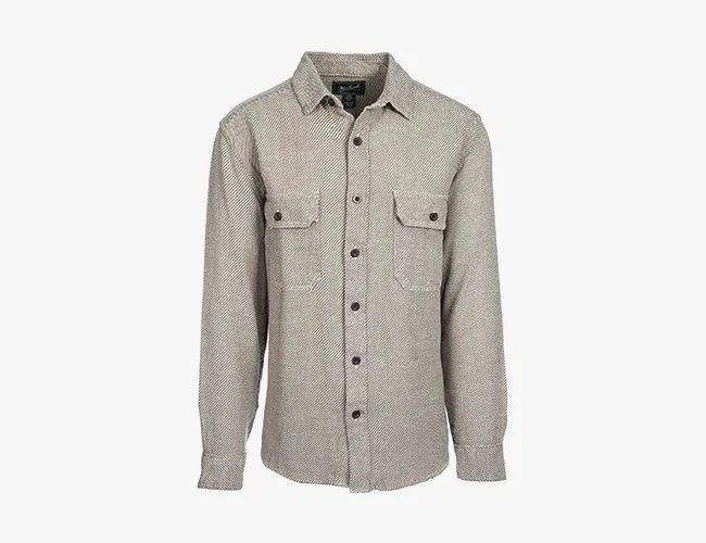 Woolrich-Mens-Oxbow-Bend-Plaid-Flannel-Shirt-gear-patrol-650