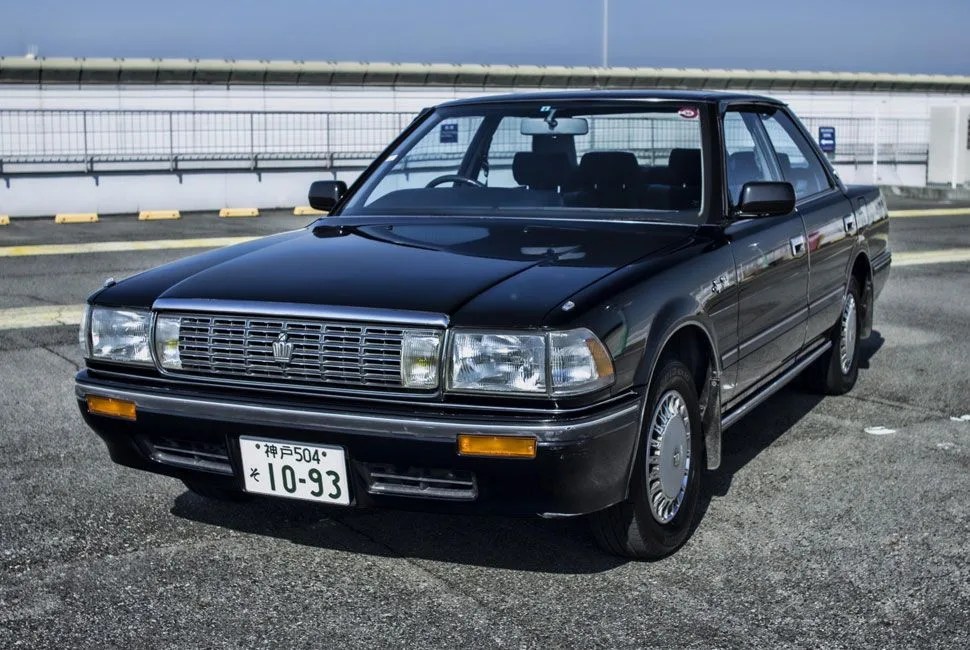 vintage-toyota-gear-patrol-full-lead