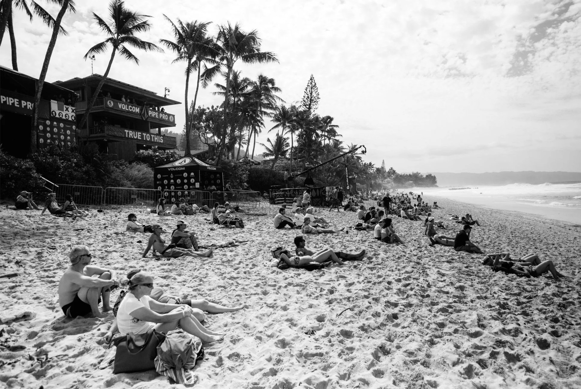 volcom-pipeline-gear-patrol-slide-10