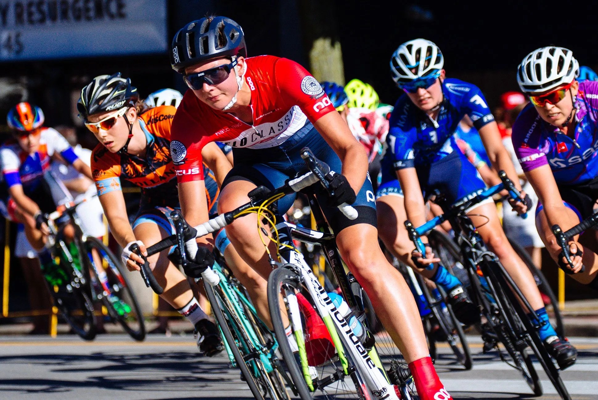 elite-female-cycling-gear-patrol-slide-5