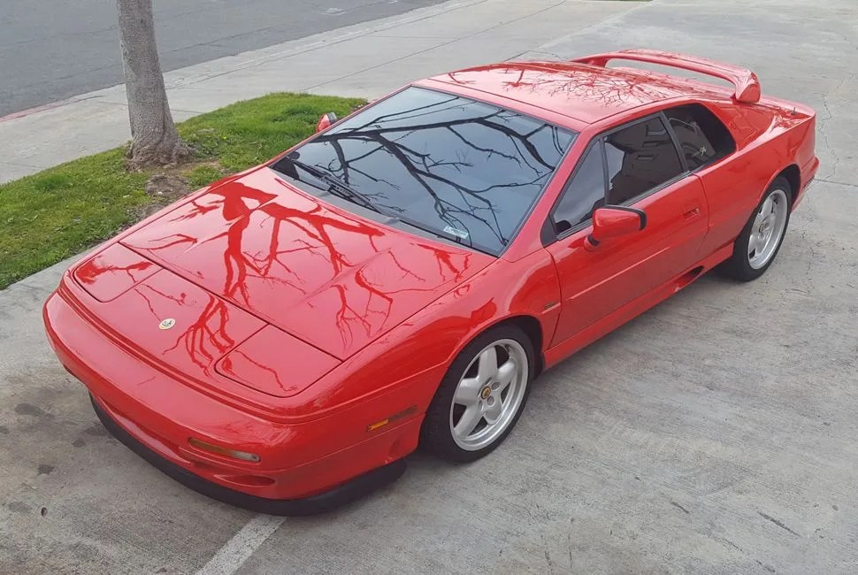 low-mileage-sports-cars-gear-patrol-full-lead