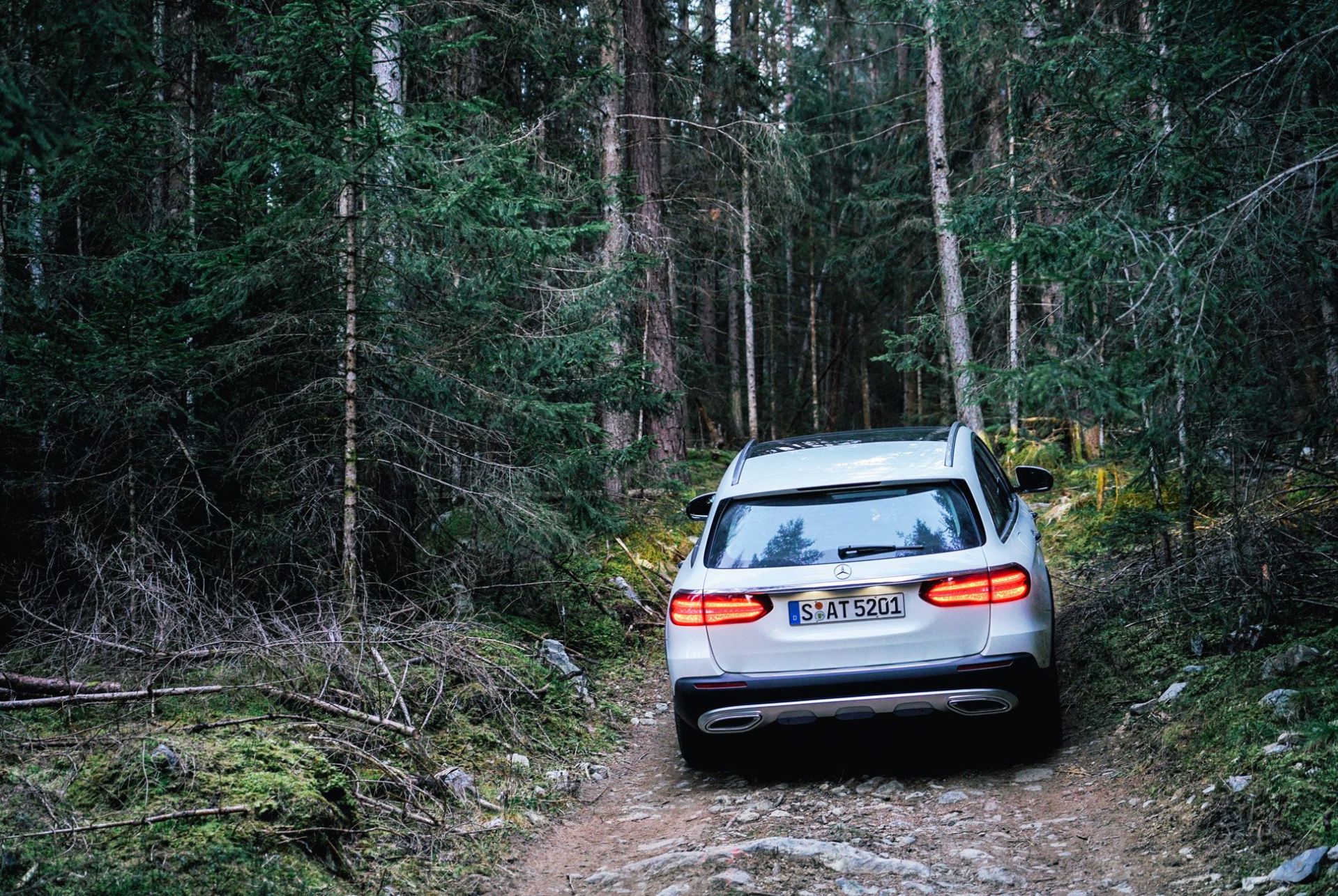 mb-e-class-all-terrain-gear-patrol-slide-8