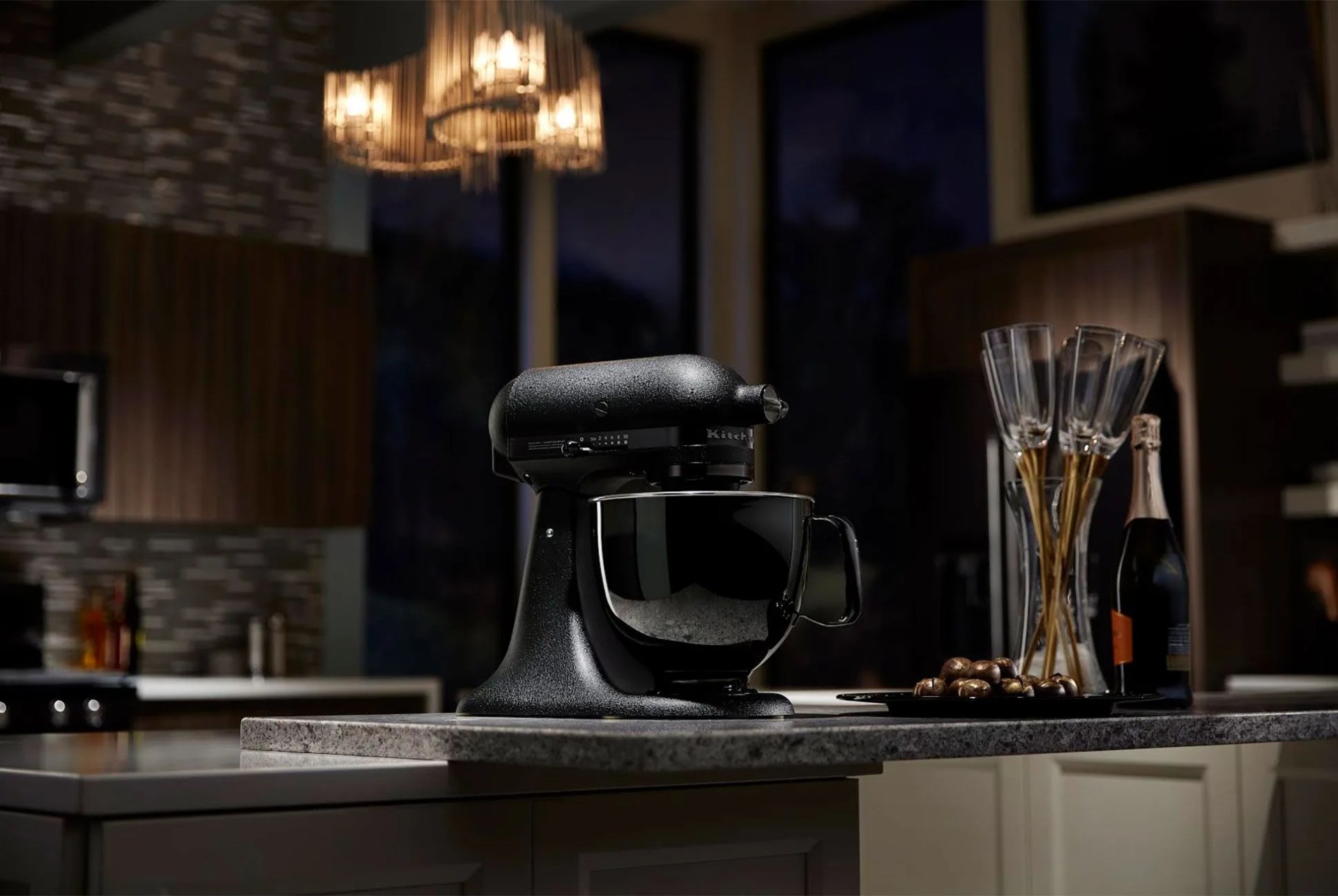 all-black-kitchen-gear-patrol-full-lead