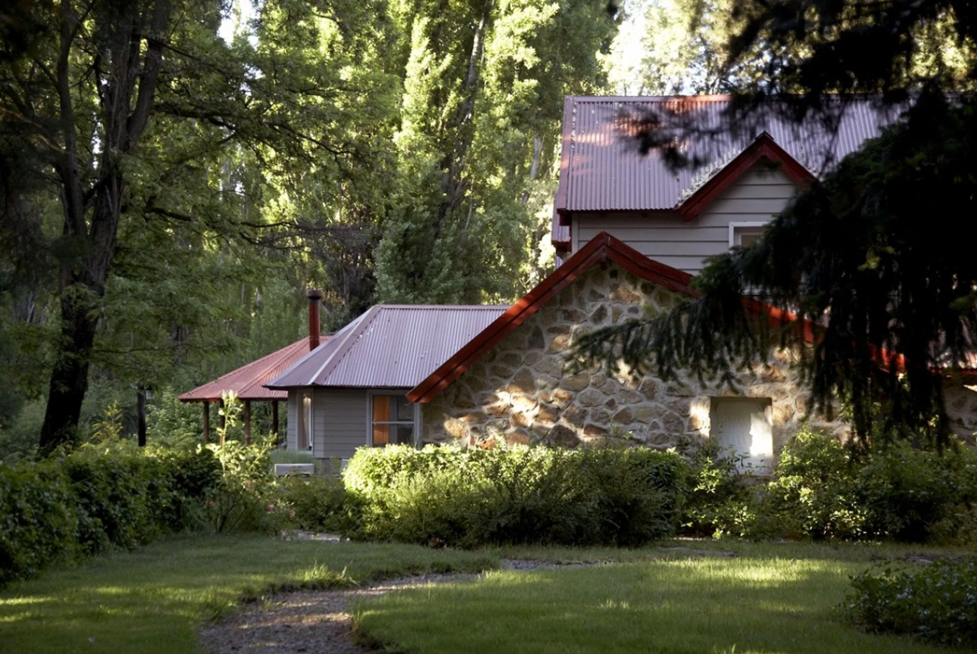 dream-adv-vacations-gear-patrol-full-lead