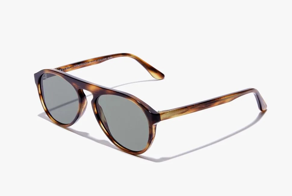 gear-patrol-store-dom-vetro-vintage-F36-tortoise-1