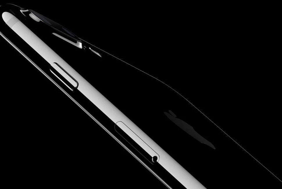 iphone-7-gear-patrol-2