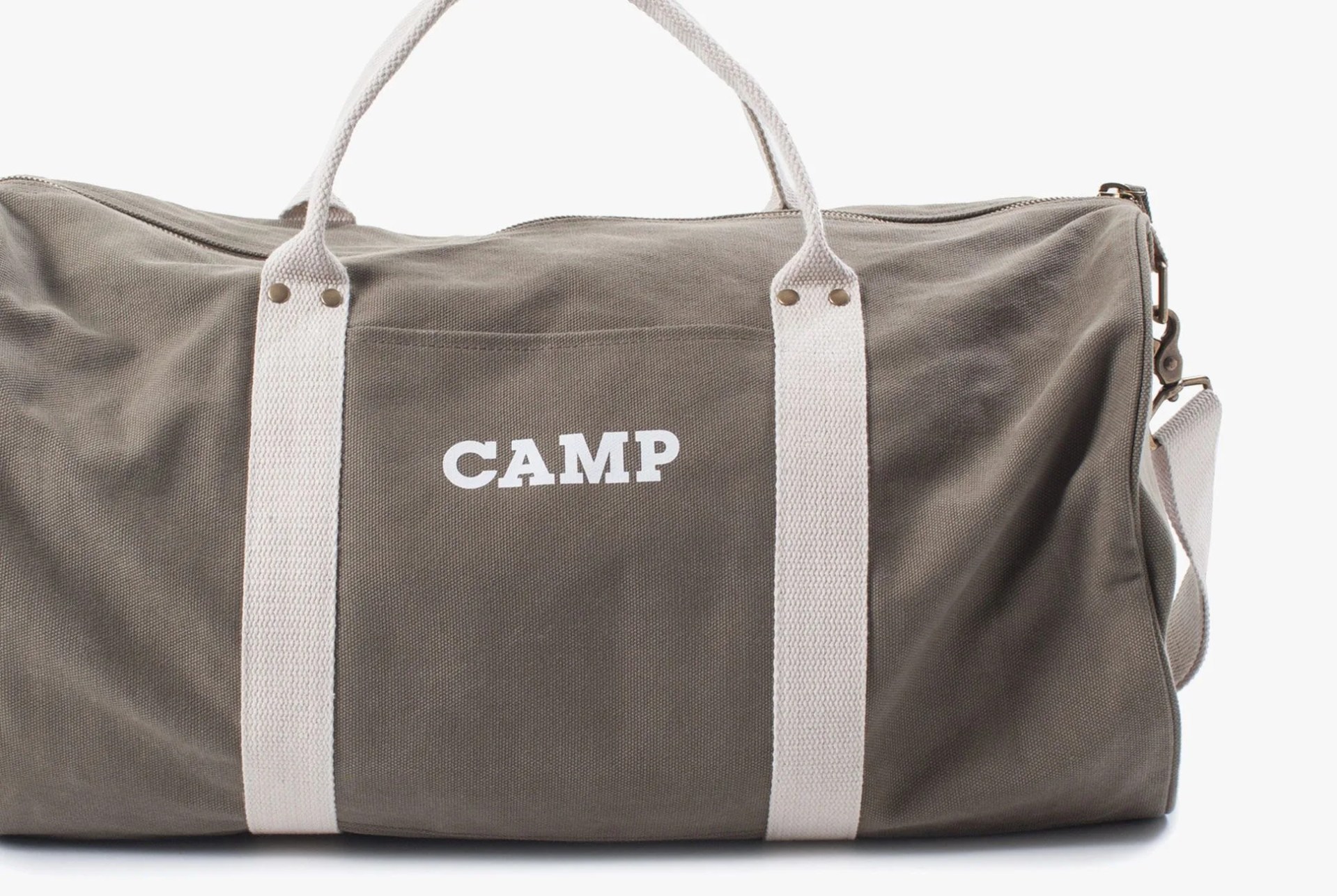 Izola-Camp-Duffel-Gear-Patrol-lead-full