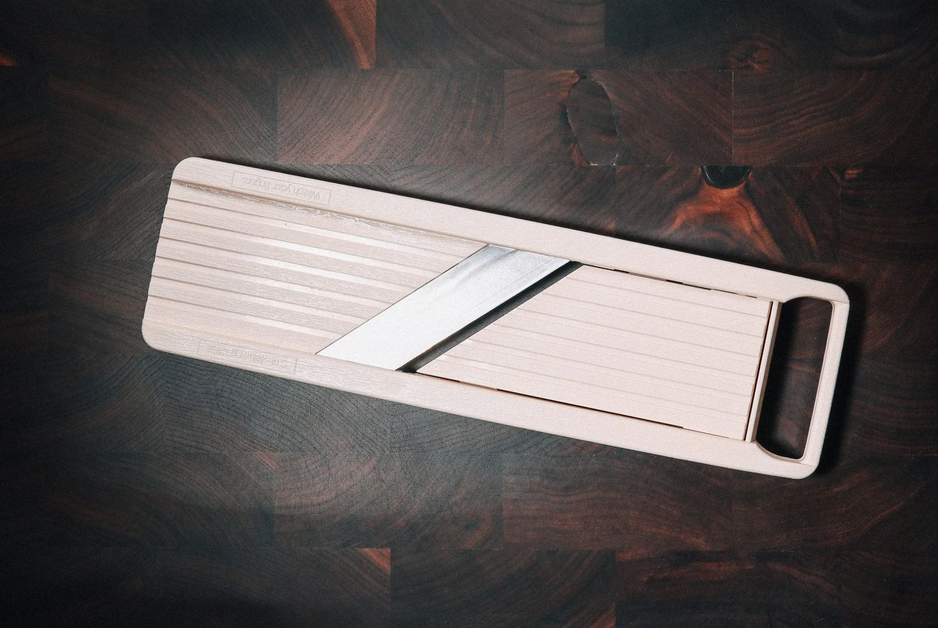 Kitchen-Gadgets-Gear-Patrol-Mandoline