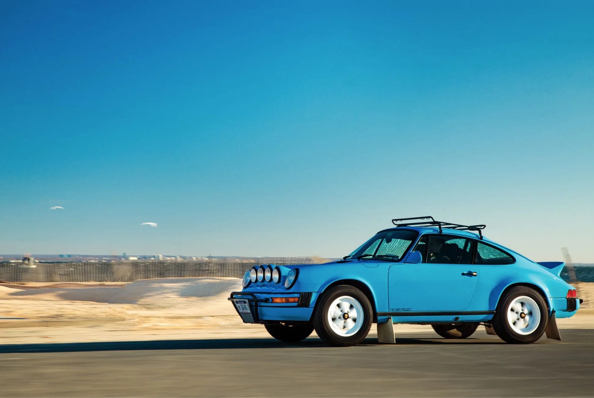 Restomod-Cars-Gear-Patrol-Porsche-Slide-1