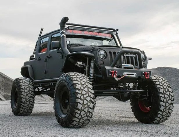 jeep-wrangler-07-gear-patrol-feature