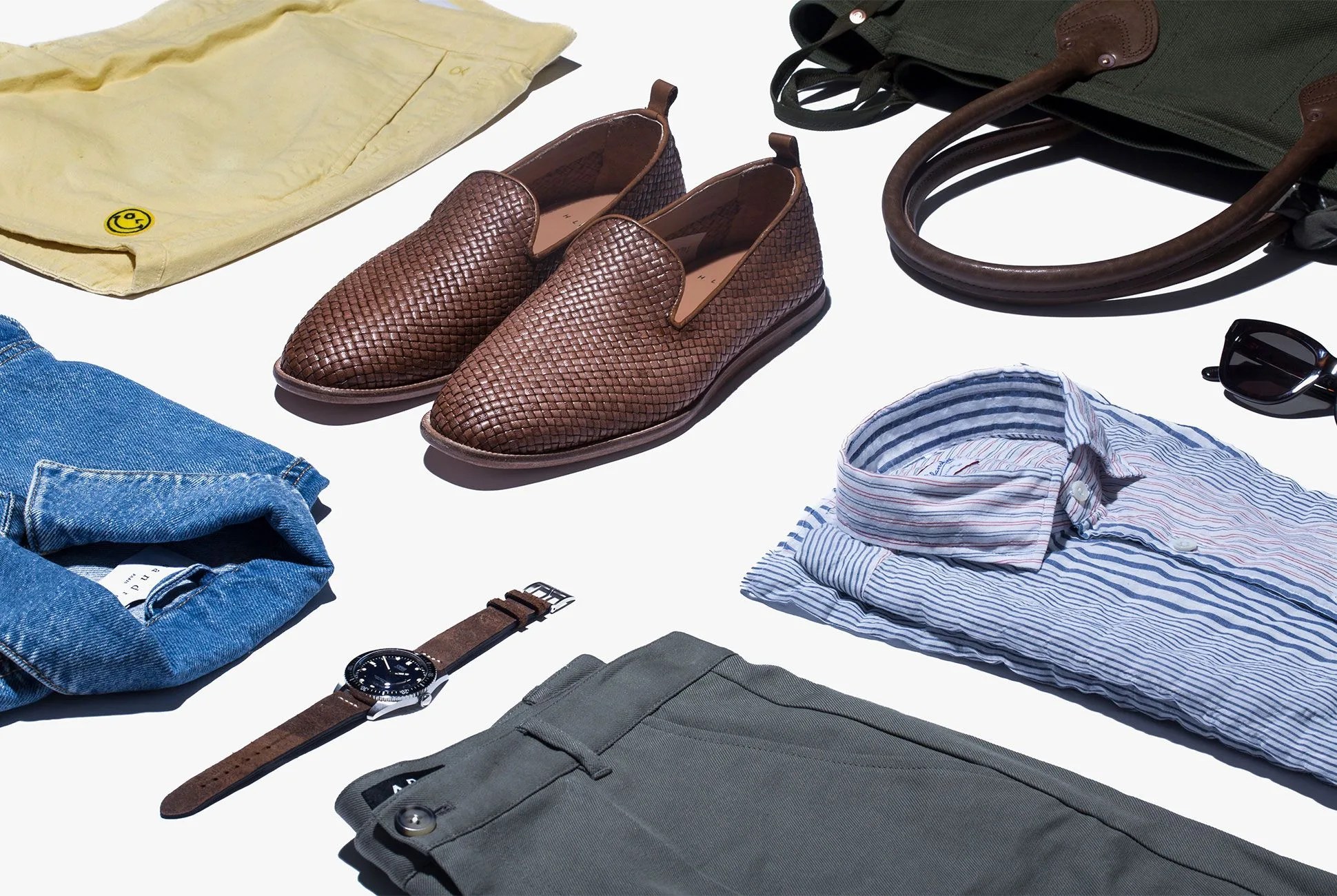 oris-weekend-carry-gear-patrol-w-full-lead