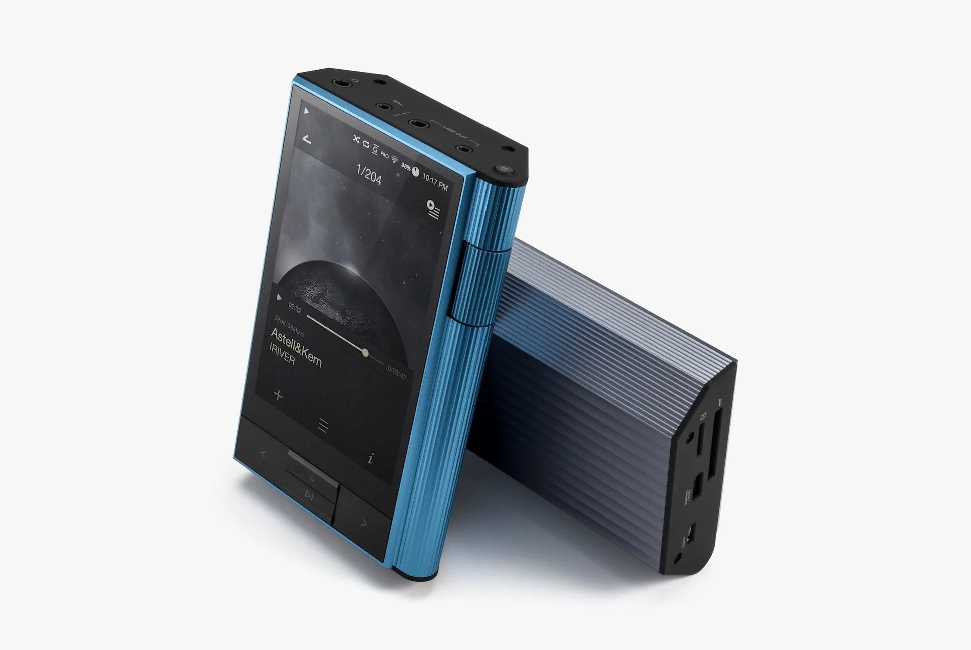 tech-testing-gear-patrol-full-lead