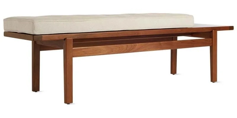 DWR-mid-summer-sale-gear-patrol-lounge