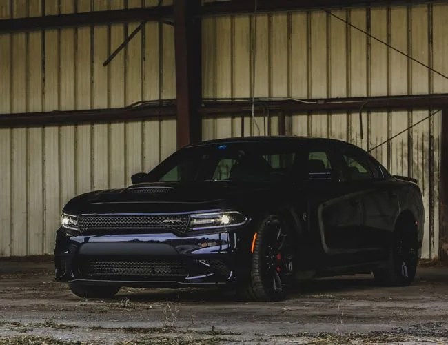 Dodge-Charger-Hellcat-Gear-Patrol-LEAD