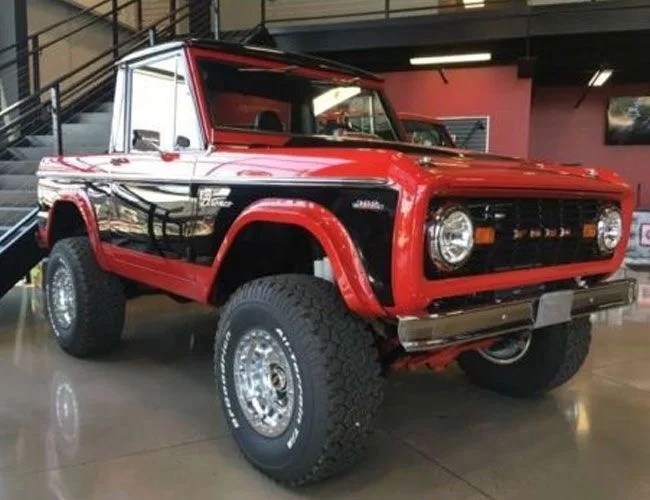 ford-broncos-gear-patrol-77