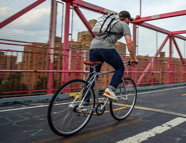 gear-patrol-brilliant-l-train-lead