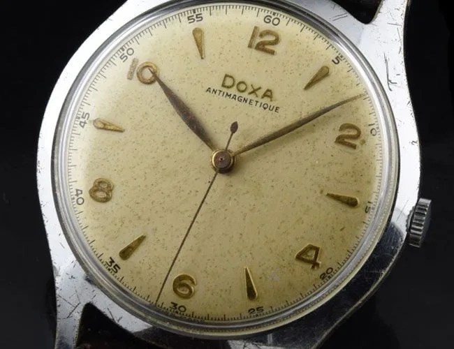 sub-5-vintage-gear-patrol-doxa