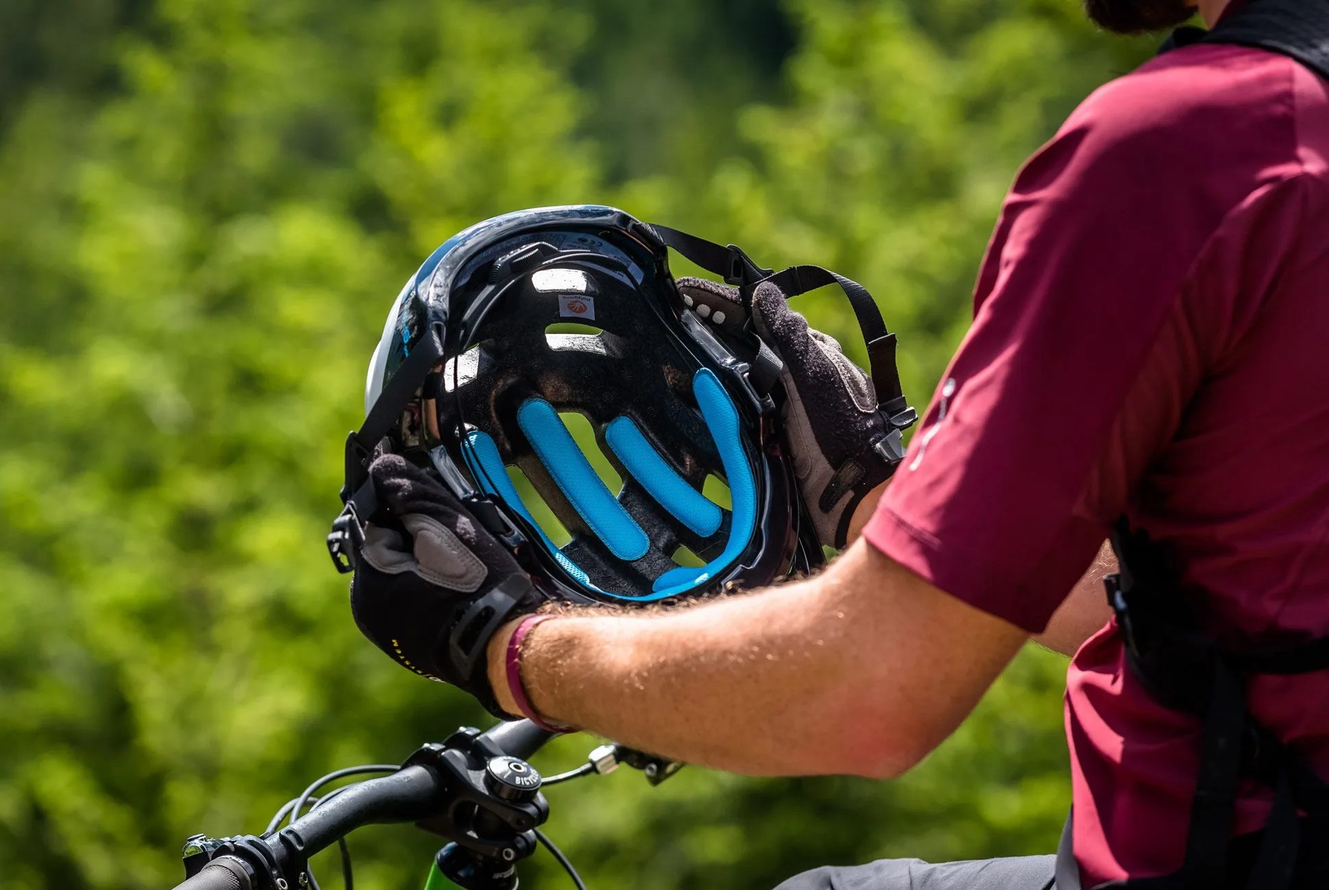 POC’s New Technology Is Revolutionizing Mountain Biking | Gear Patrol