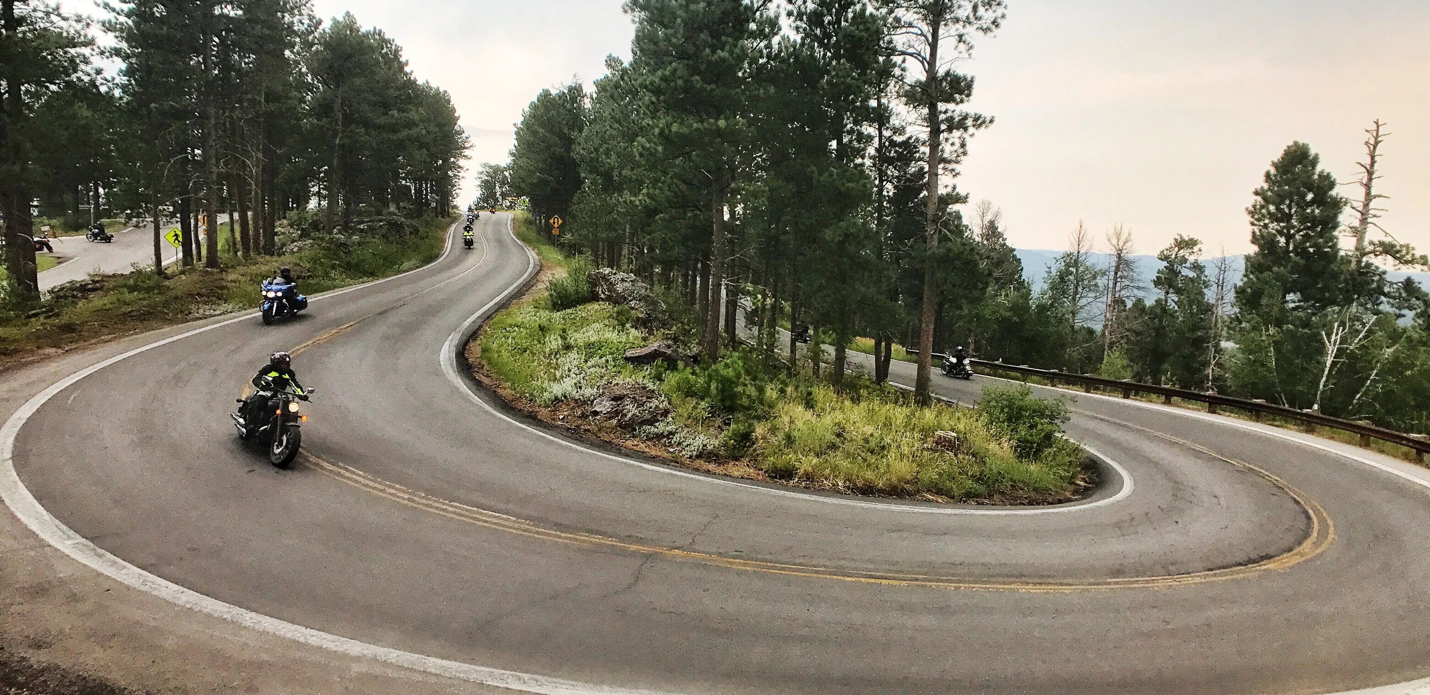 SD-Riding-Roads-Gear-Patorl-Lead-1440