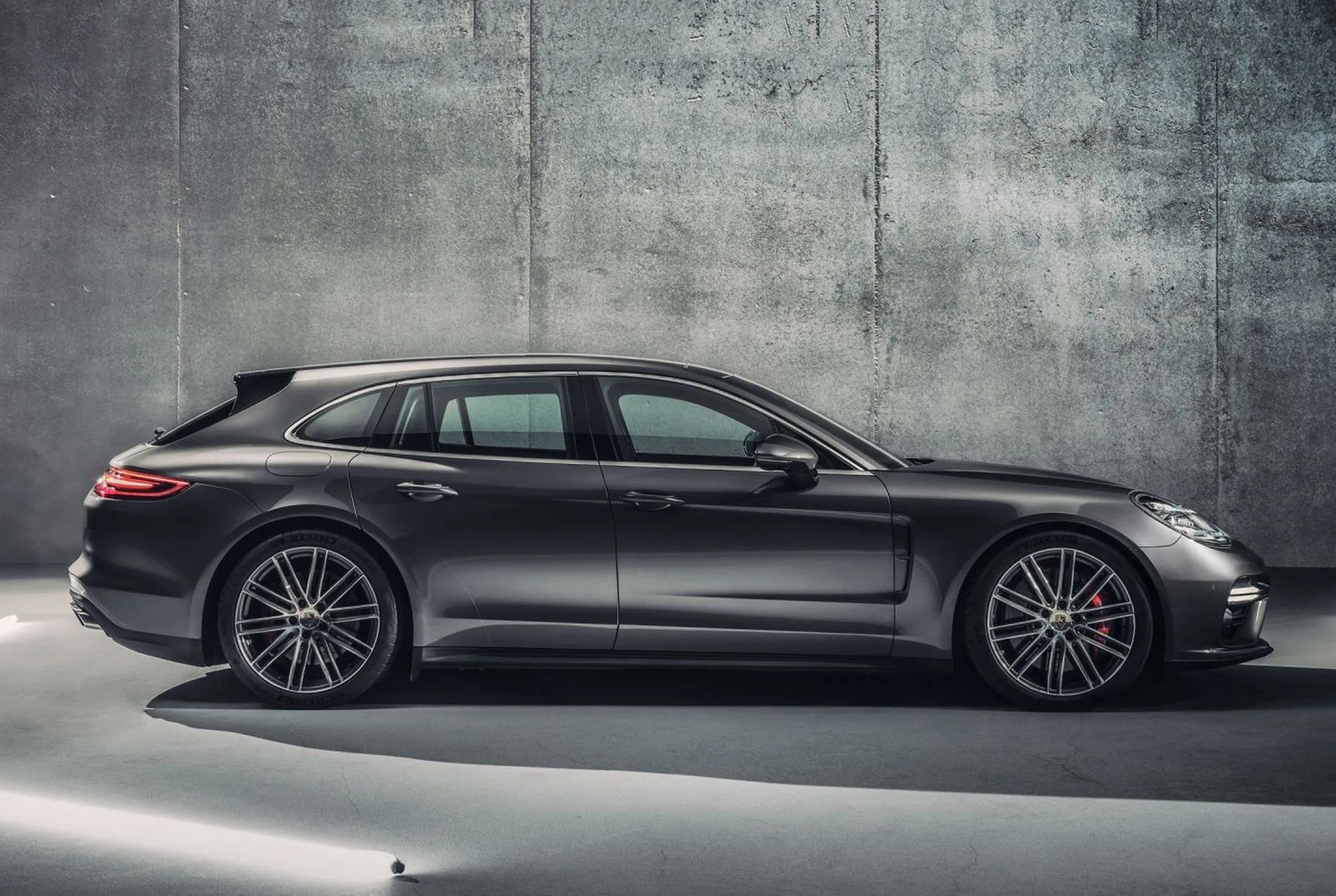 Super-Sedans-Gear-Patrol-Lead-Full