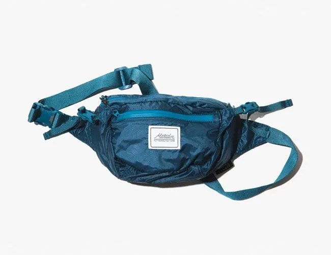 matador-indigo-gear-patrol-hip-pack