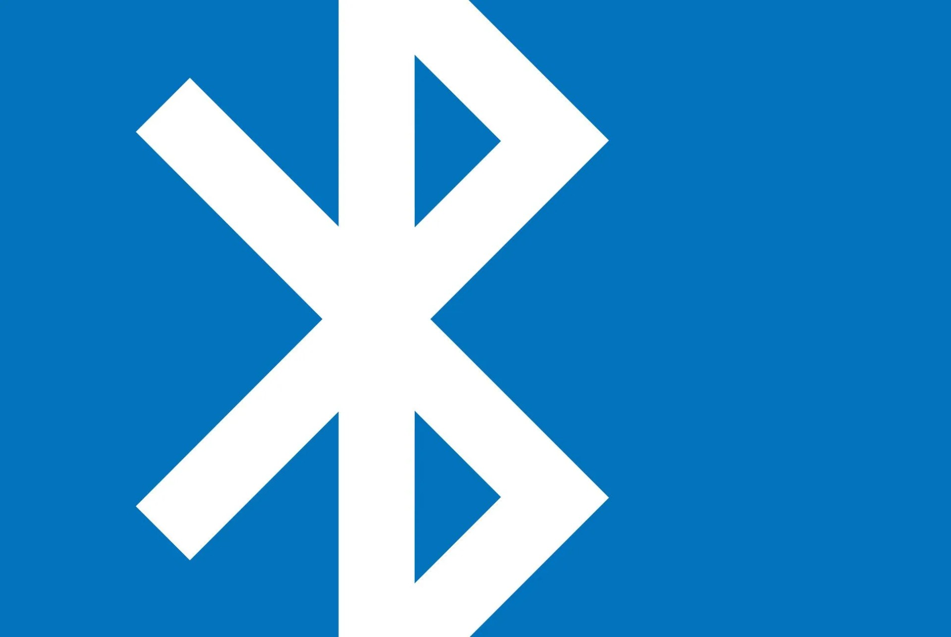 Bluetooth-5-Gear-Patrol-Lead-Full